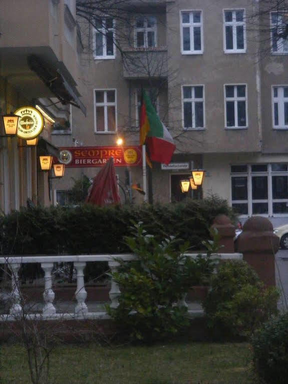 Pension Tempelhof Berlín Exterior foto
